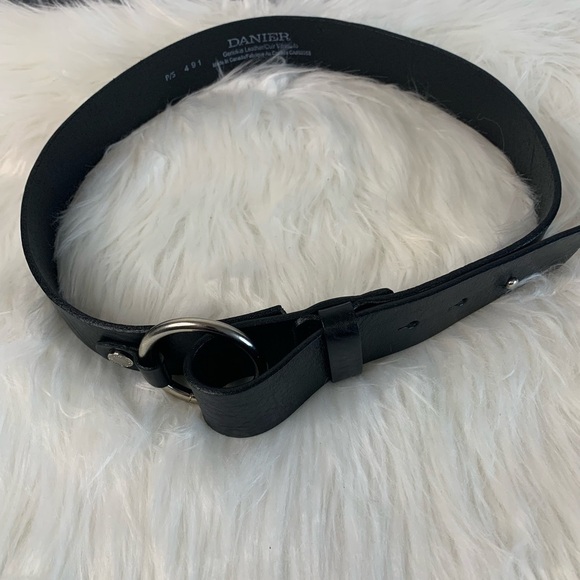 Danier Black Leather Belt - Picture 3 of 4